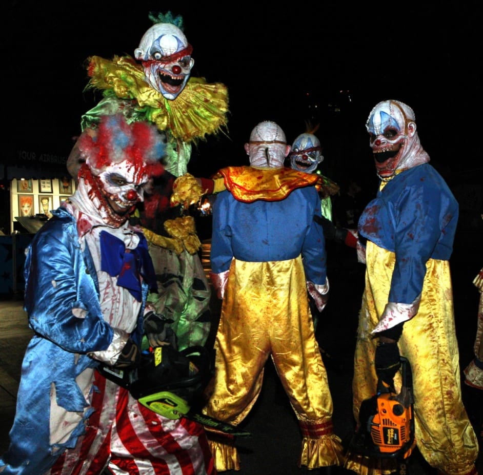idées de costumes de clown effrayants